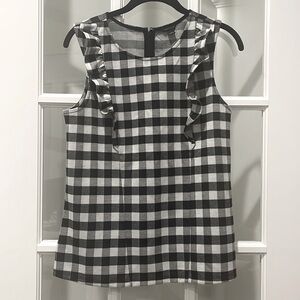 Ann Taylor Women’s sleeveless shirt